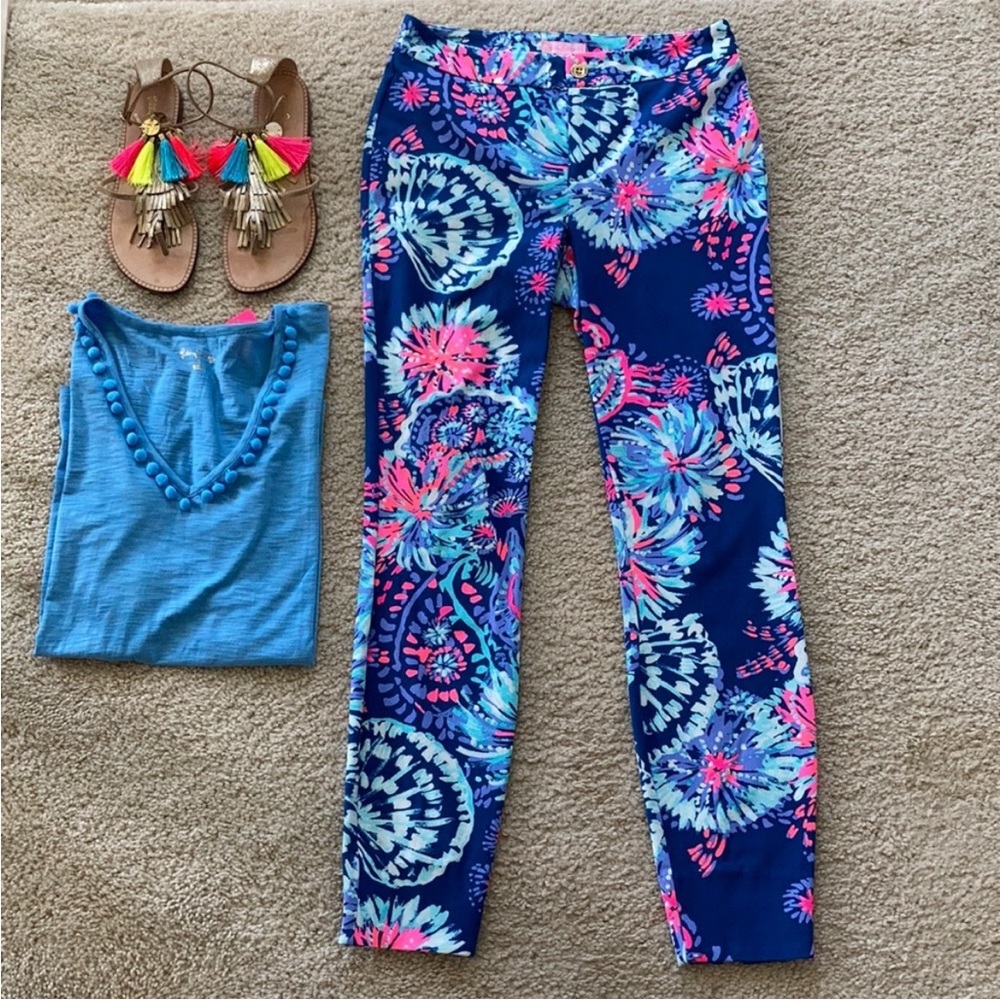 Lilly Pulitzer Navy Floral Ankle Cropped Pants